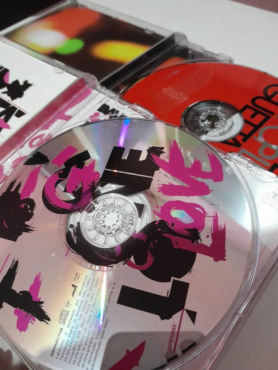 2 Cds David Ghetta - One Love + Poplife - estado impecável - Foto 3