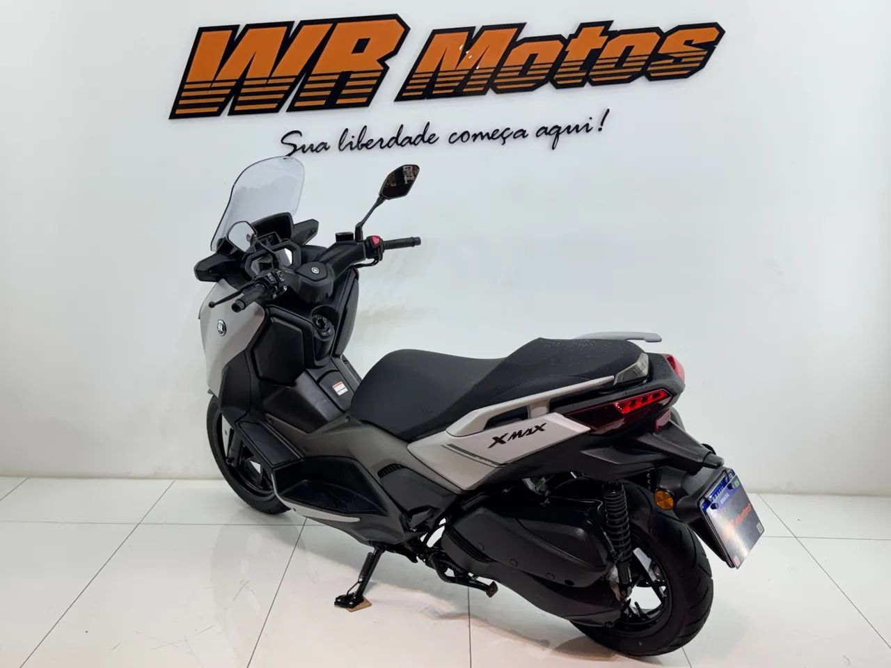YAMAHA XMAX 250 CONNECTED ABS - Foto 4