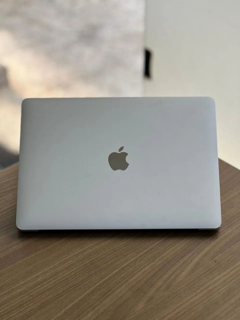MacBook本体 MacBook Pro 2022 M2 MacBook Pro de 13 polegadas com chip M2 disponível para venda a