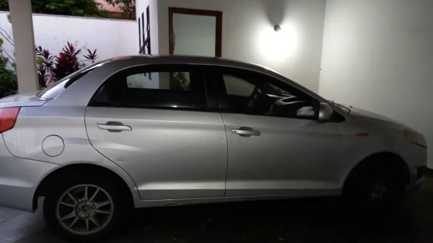 Chery Celer Sedan 1.5 16V Flex 5P 2013