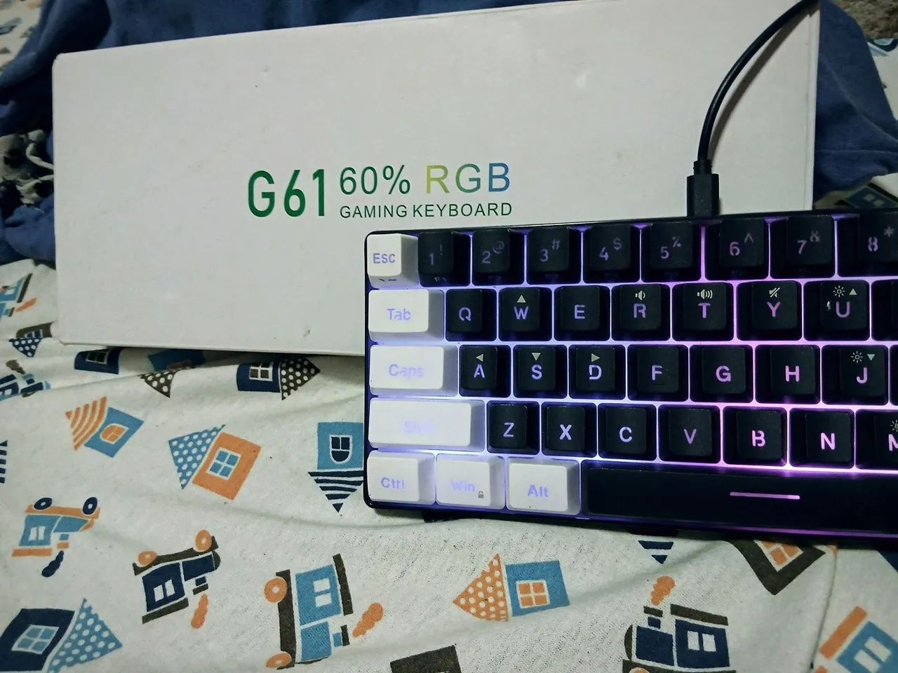 Teclado RGB 60%