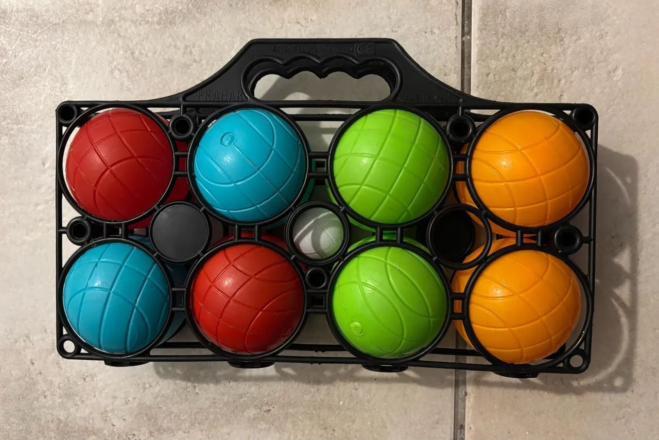 Jogo de bocha na maleta