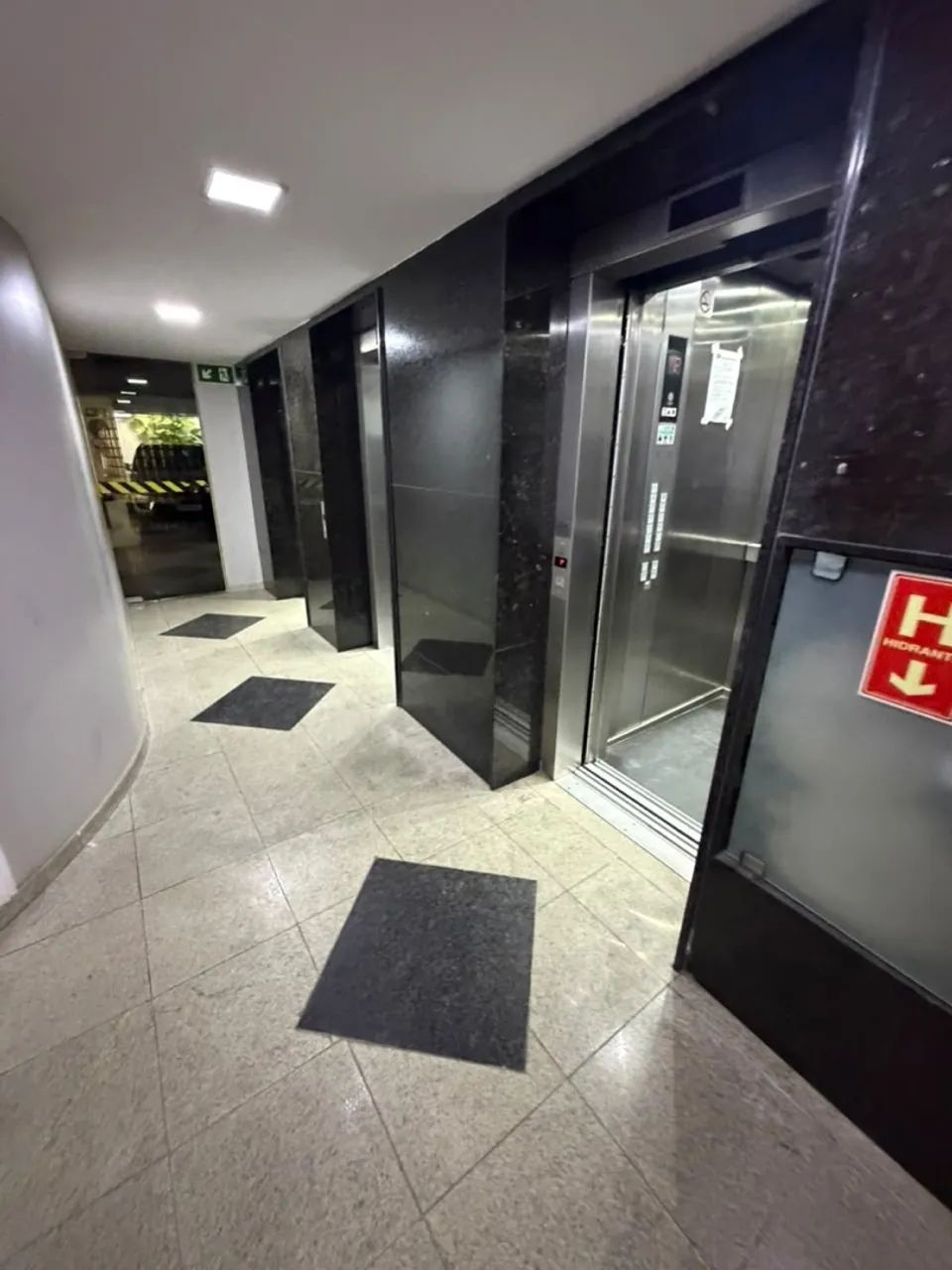 OPORTUNIDADE - SALA COMERCIAL NA DOMINGOS FERREIRA - Foto 5