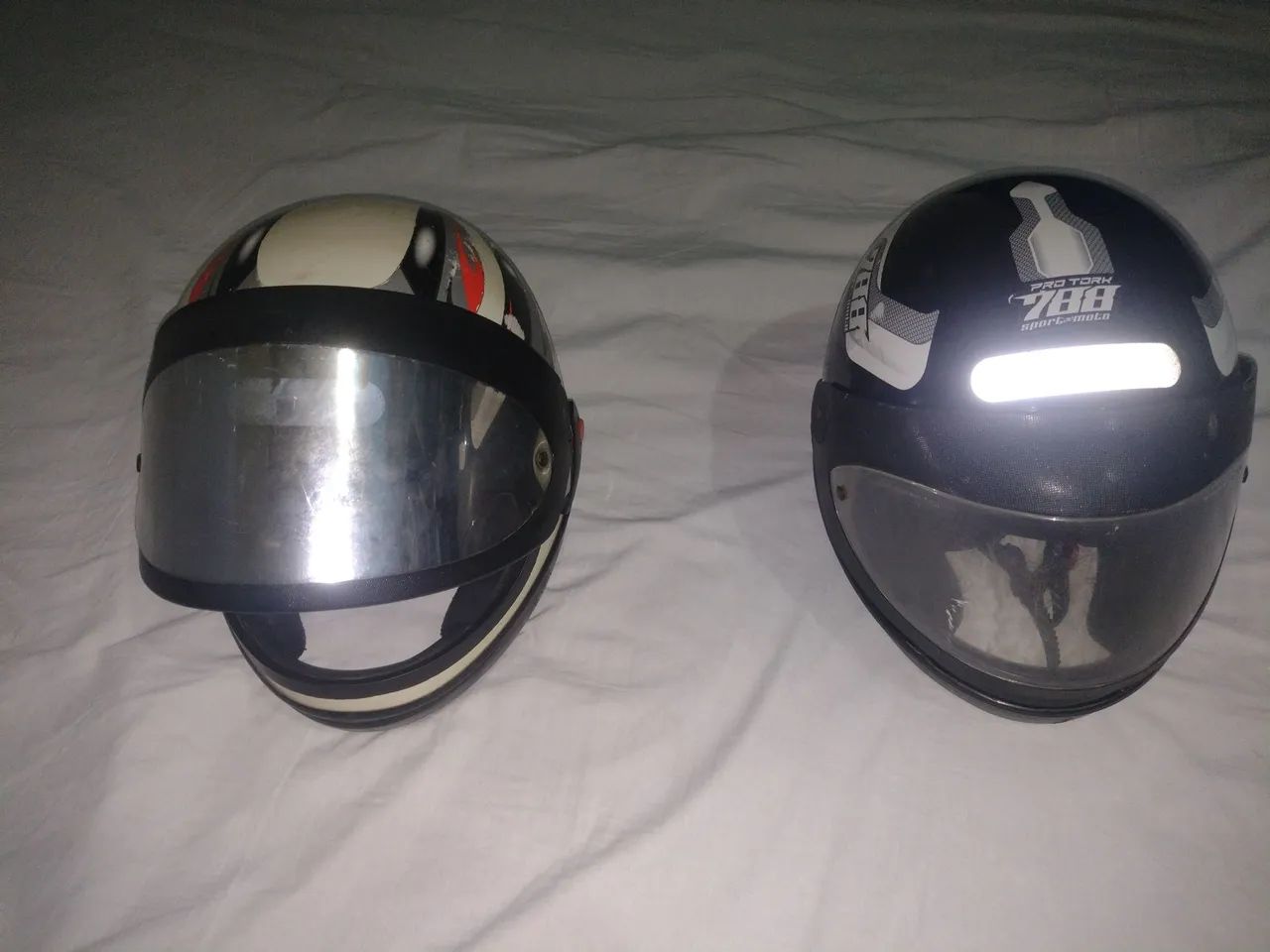 Vendo capacetes 120 cada