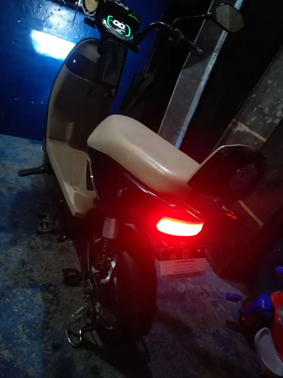 Scooter Hao Lee - Foto 3