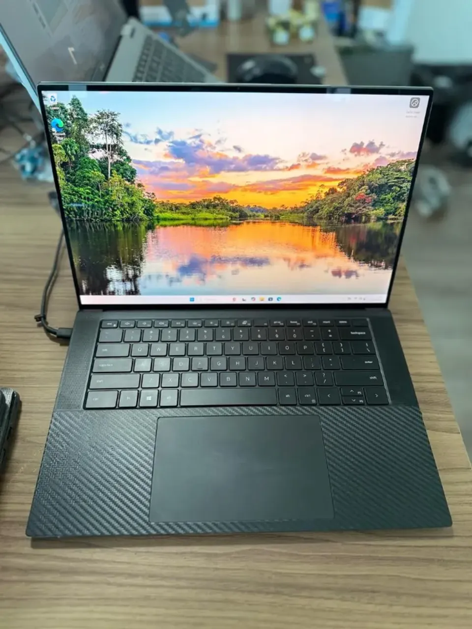 Notebook Dell Precision 5550 I7 10a 32ram 1Tb Tela 4k 15p Quadro