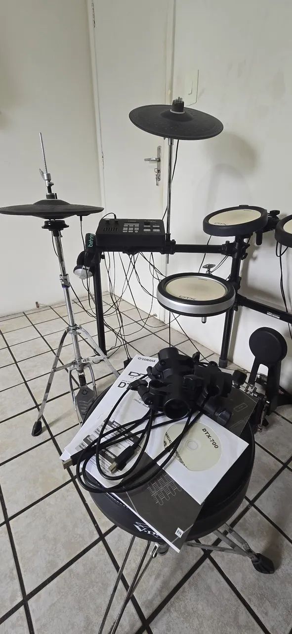 Bateria Eletrônica Yamaha Dtx700 - Foto 2