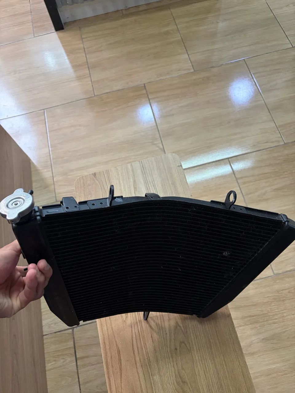 Radiador Suzuki Gsxr Srad 750 2003 a 2005 Modelo Original - Peças