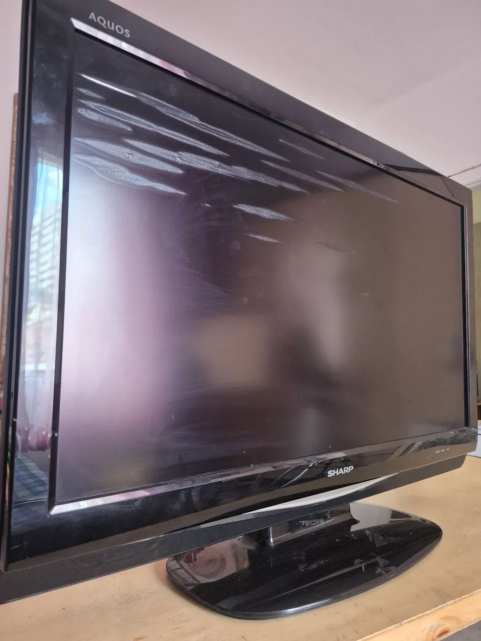 Tv Sharp Aquos 32" Retirar peças - Foto 2