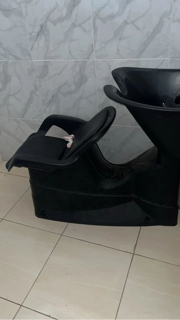 Kit lavatório, carrinho auxiliar, e cadeira  - Foto 2