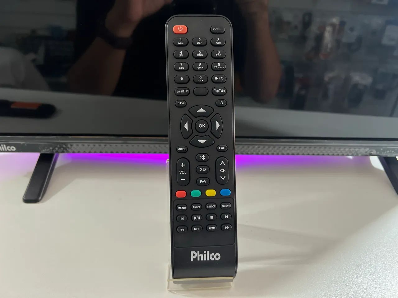 Tv Monitor AOC LED 24 Polegadas - 2 entradas HDMi - 1 Entrada VGA - Foto 5