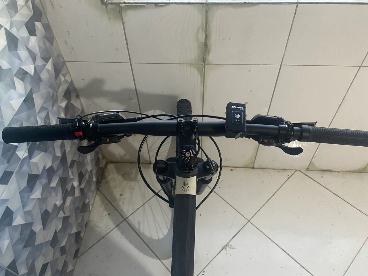 Bicicleta SENSE REACT
