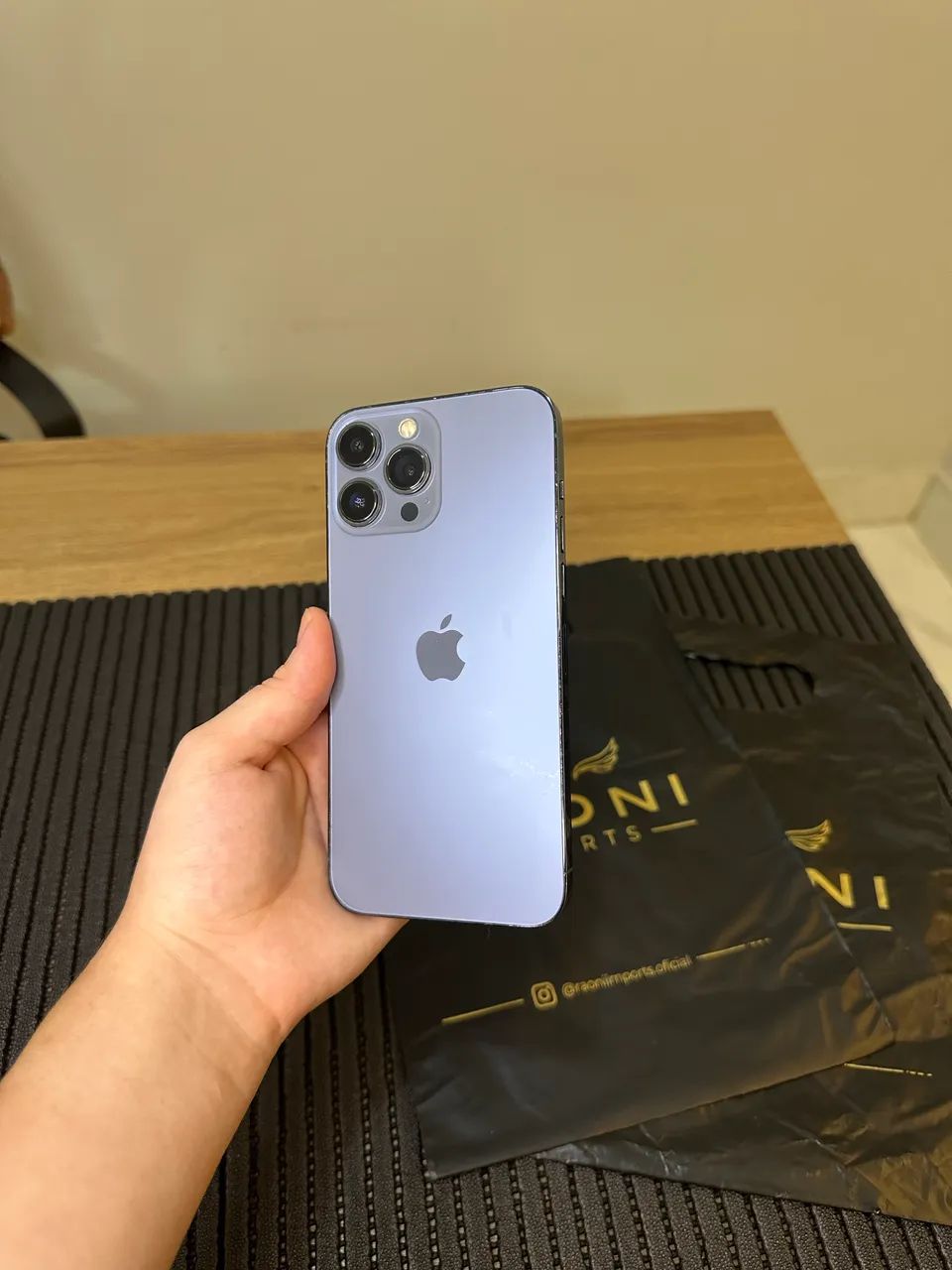 iPhone 13 Pro Max 128GB - Bateria 77% - Impecável 