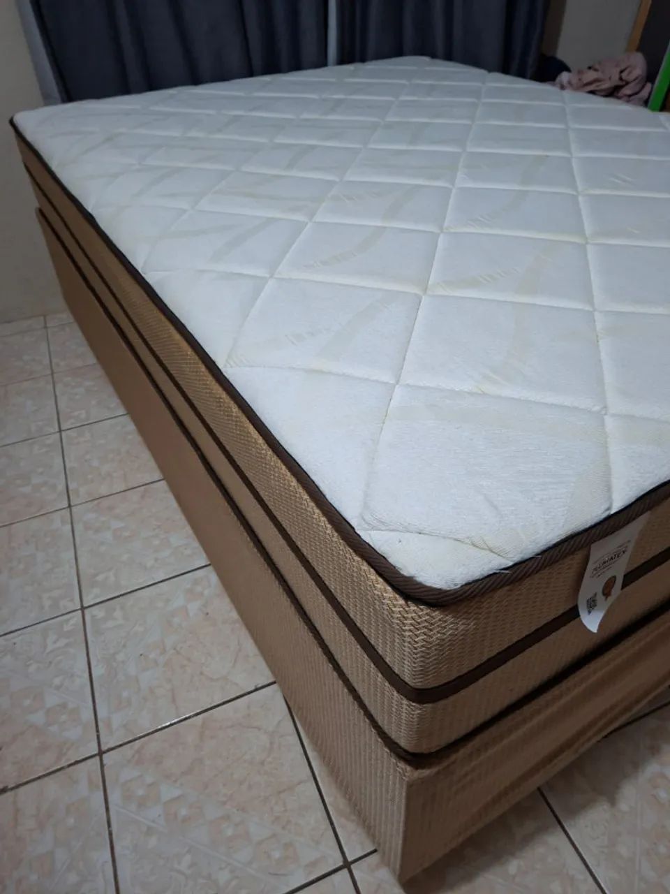 Cama box de casal