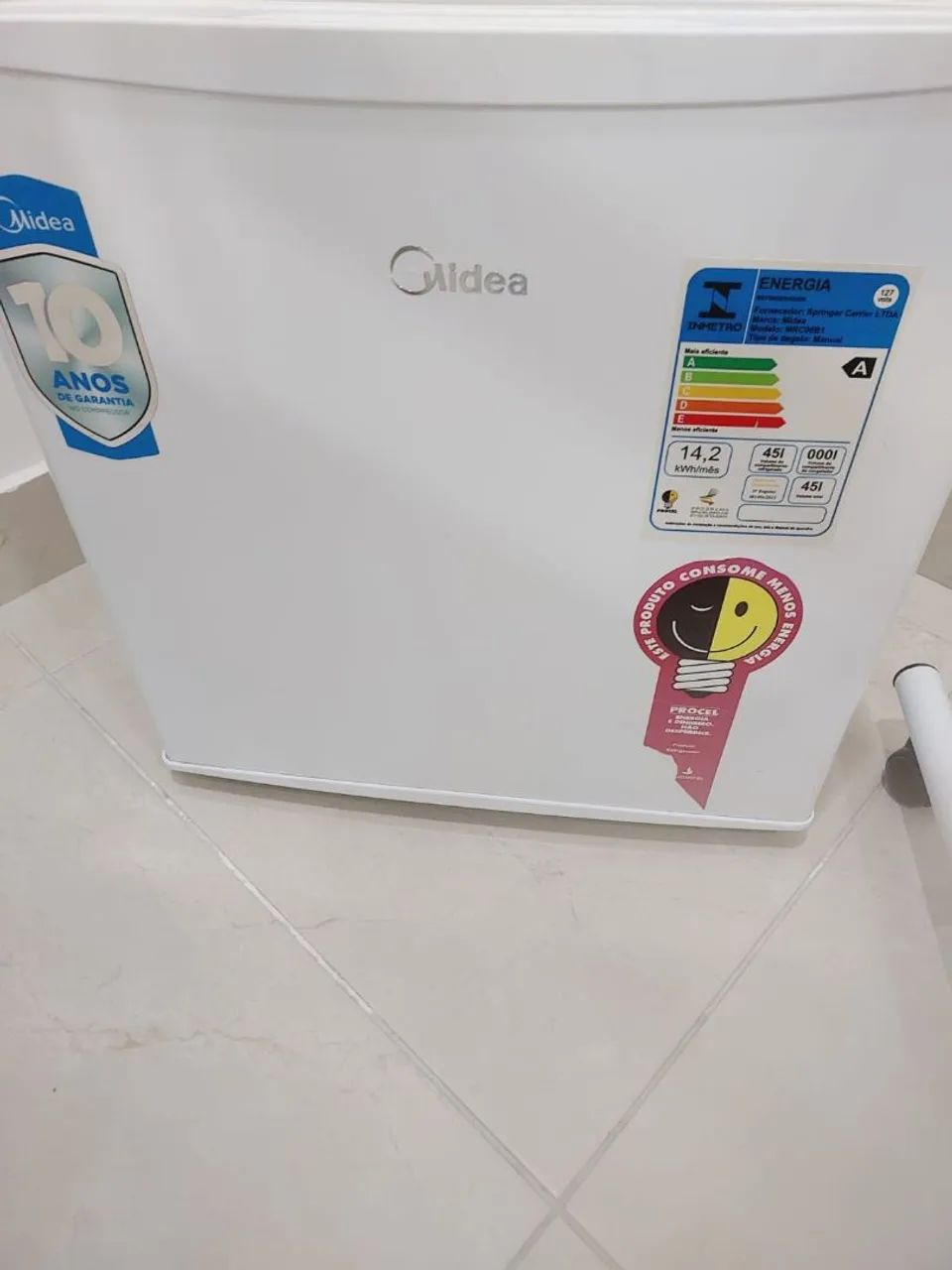Frigobar Midea 45L Branco - Econômico e em ótimo estado