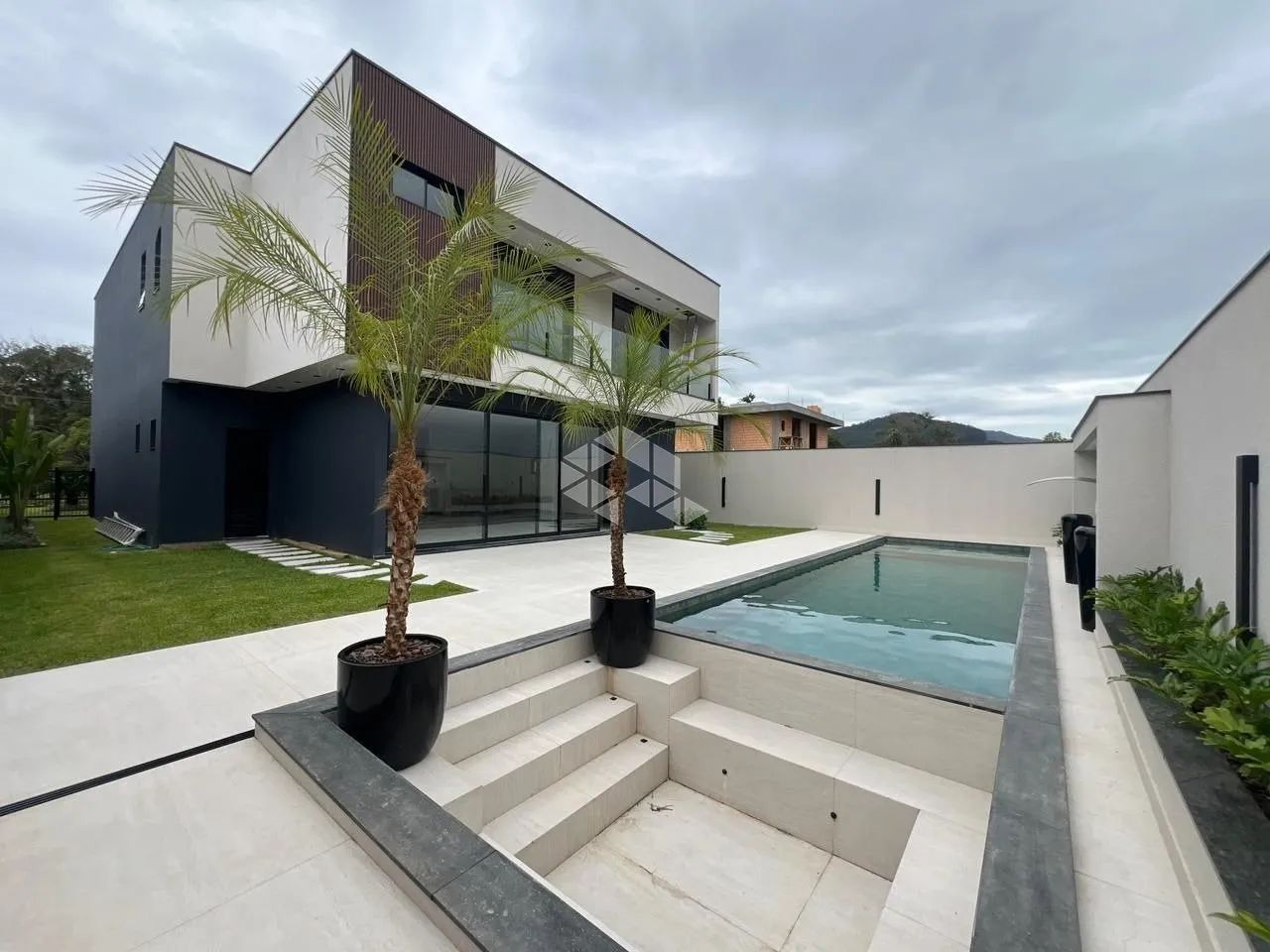 Casa Condomínio Caledônia