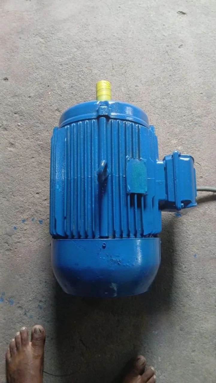 Estou vendendo esse motor 15 CV baixar rotação - Foto 4