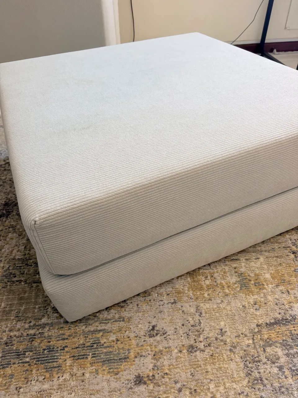 Pufe / Apoio de pé / Chaise sofá na caixa sofá cama Bloom