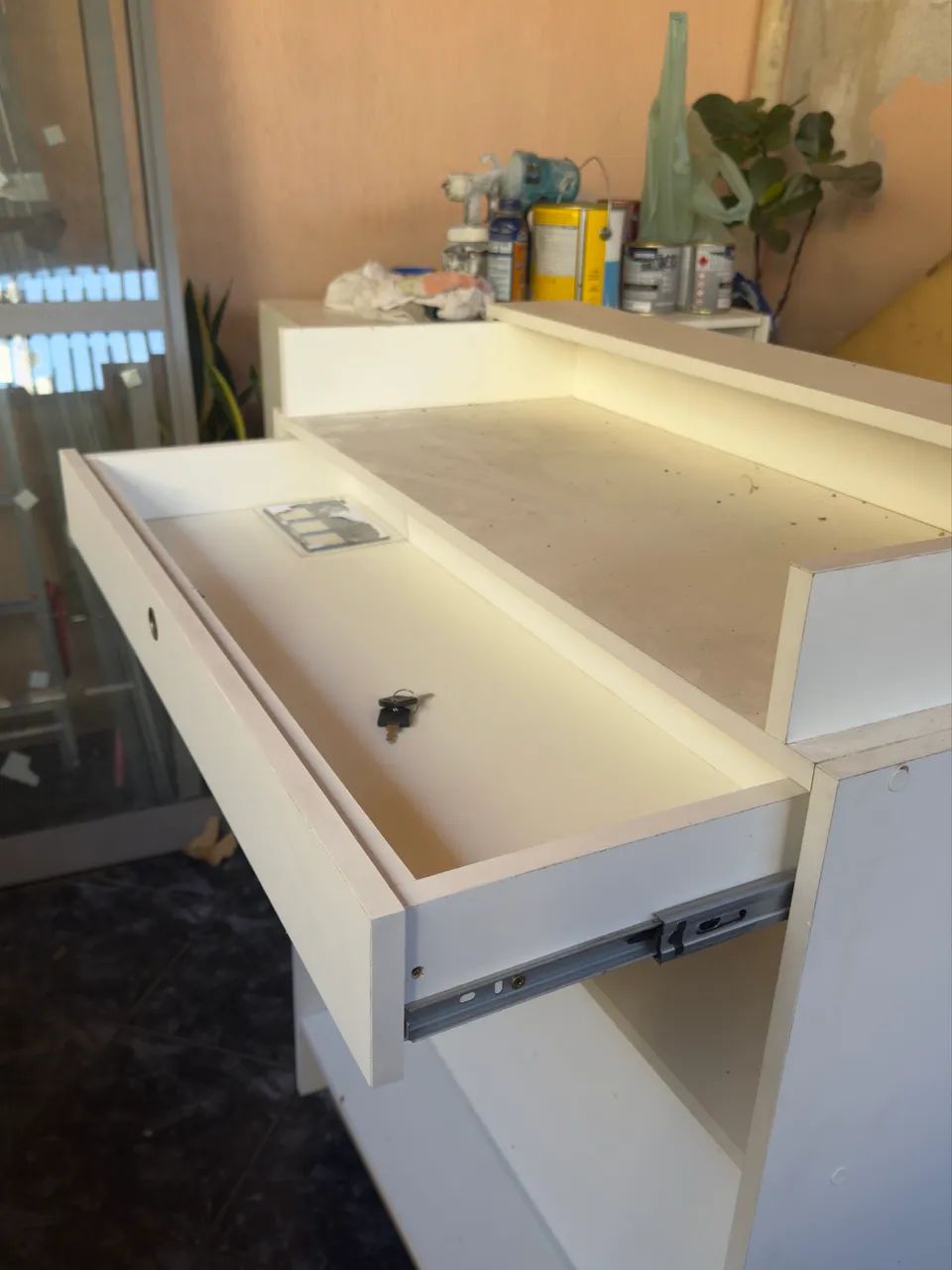 Balcão atendimento em mdf e com vidro - Foto 3