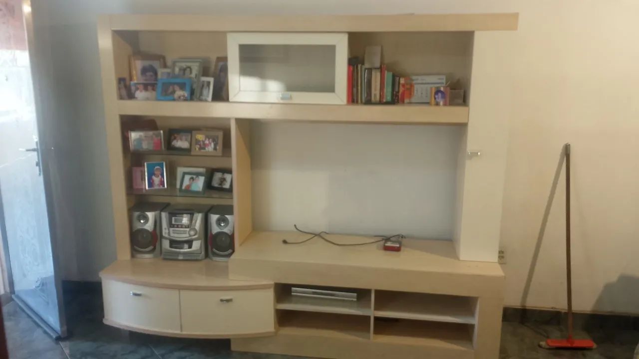 Estante de sala 