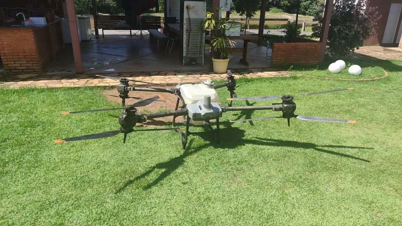 Drone agrícola T40