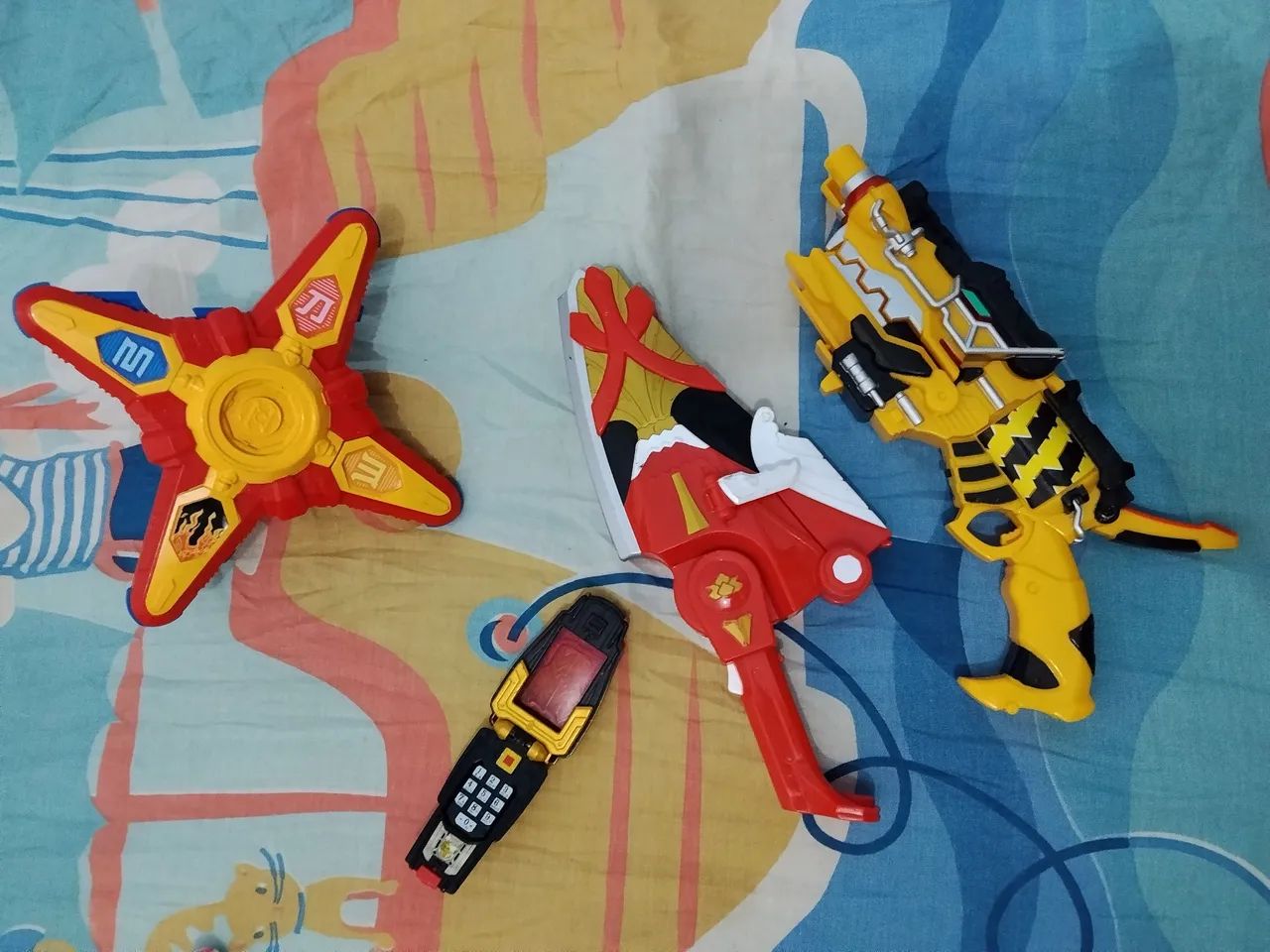Lote de itens de Power Rangers transfomadores - Foto 2