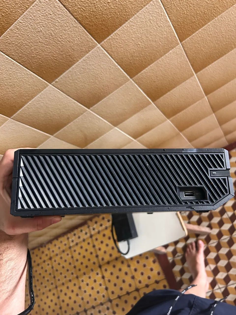 Vendo Xbox One ainda bloqueado - Foto 3
