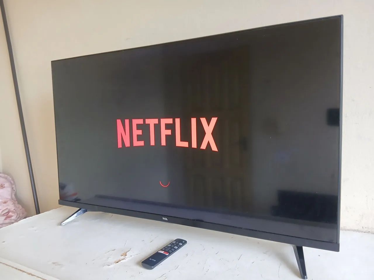 Smart tv de 42"Pol TCL ANDROID  - Foto 3