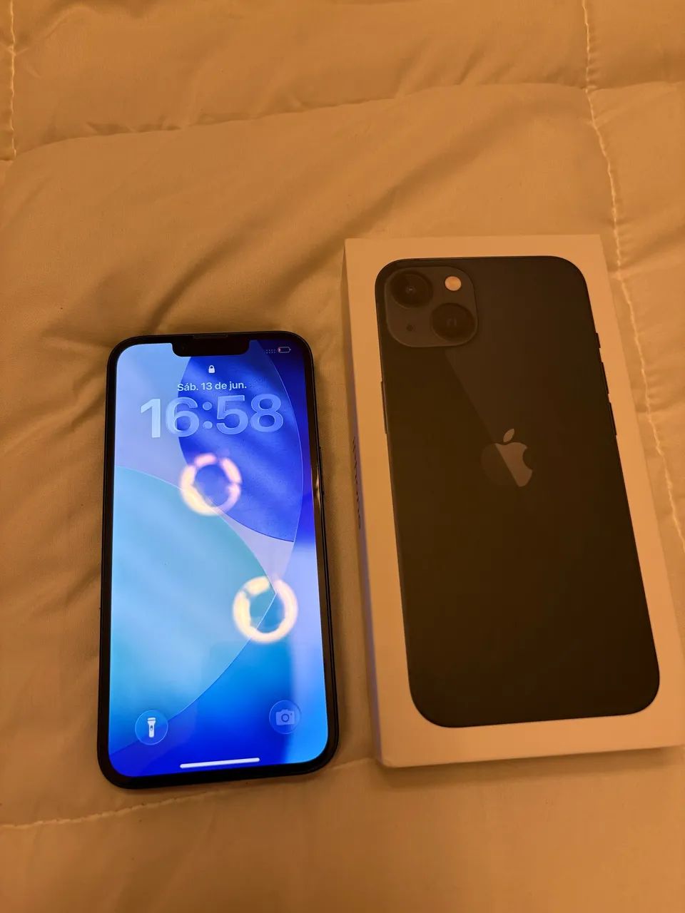 Vendo Iphone 13 128gb preto em perfeito estado - Foto 3