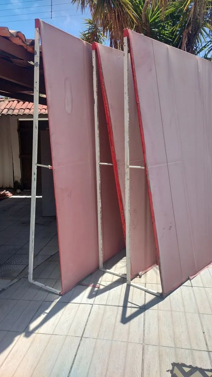 Vende-se toldo medindo 2,0x3,25 de largura.