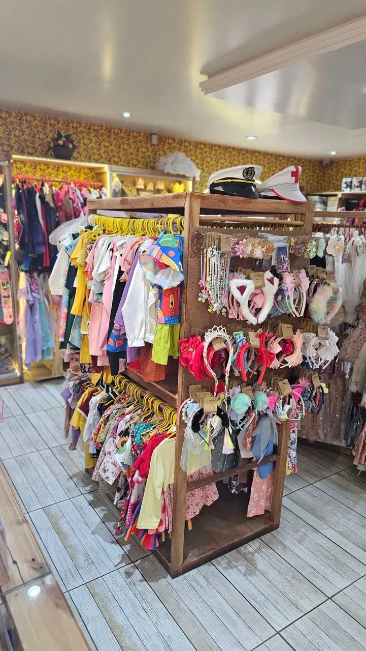 Vendo gôndola expositora para roupas e acessórios - Foto 5