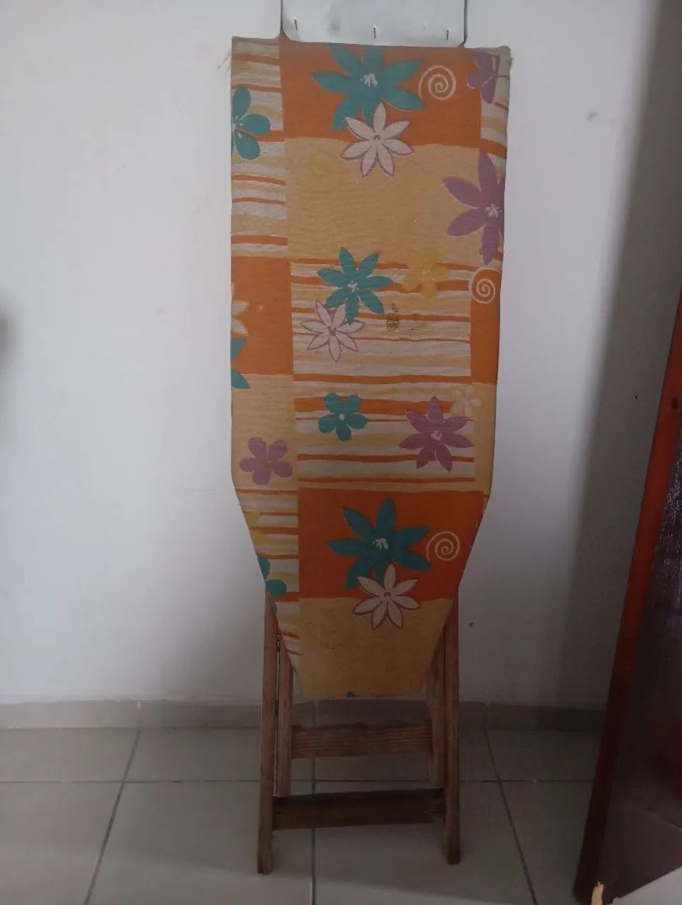 Tábua de passar roupa  - Foto 2