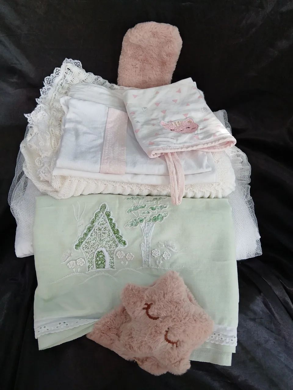 Lote de Berço para Bebê Menina