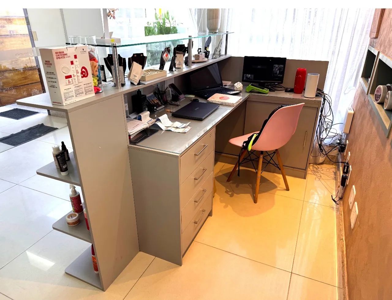 Móveis para empresa e estética  - Foto 2