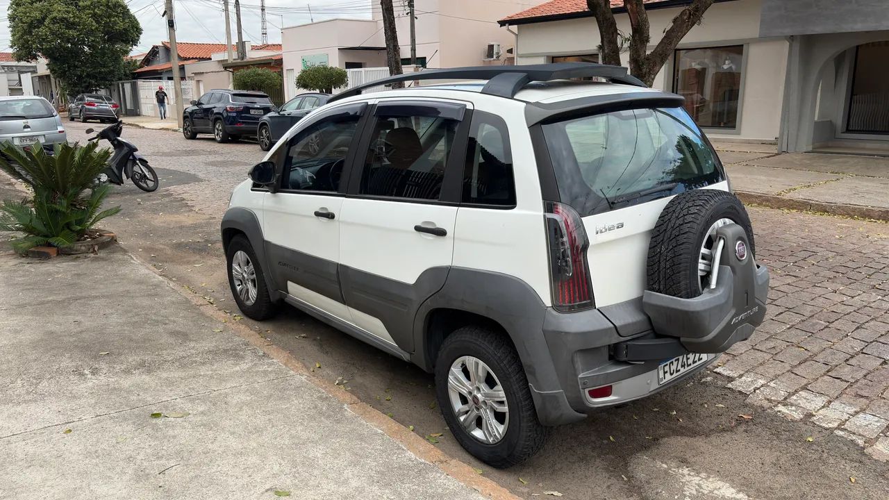 Fiat Idea Adv./ Adv.lock.dualogic 1.8 Flex 5P 2015 - Foto 5
