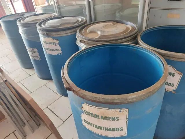 TAMPOR PLASTICO AZUL 200L - Foto 2