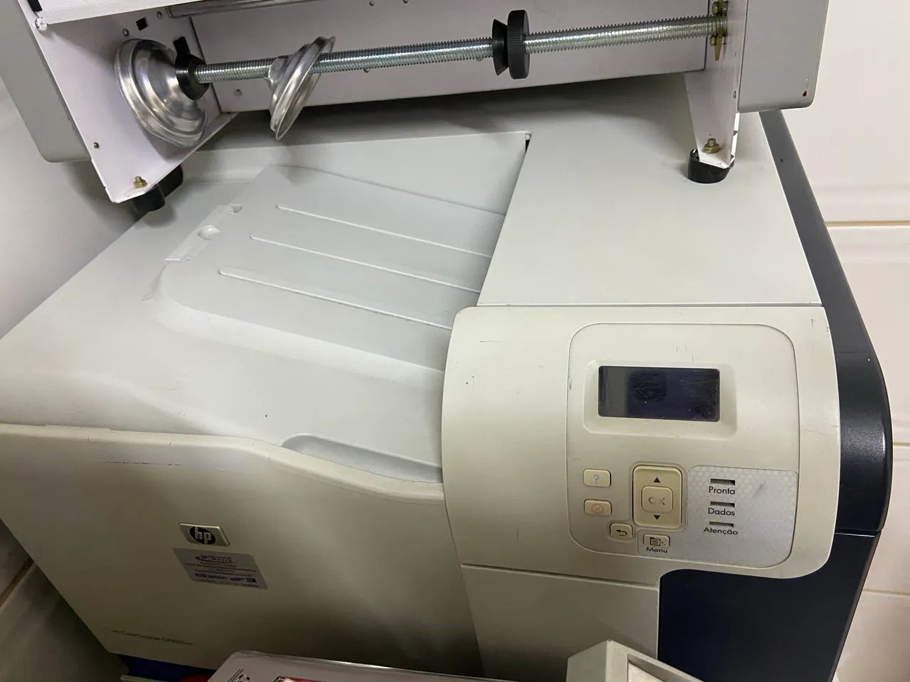 Impressora laser Hp cn2525dn 
