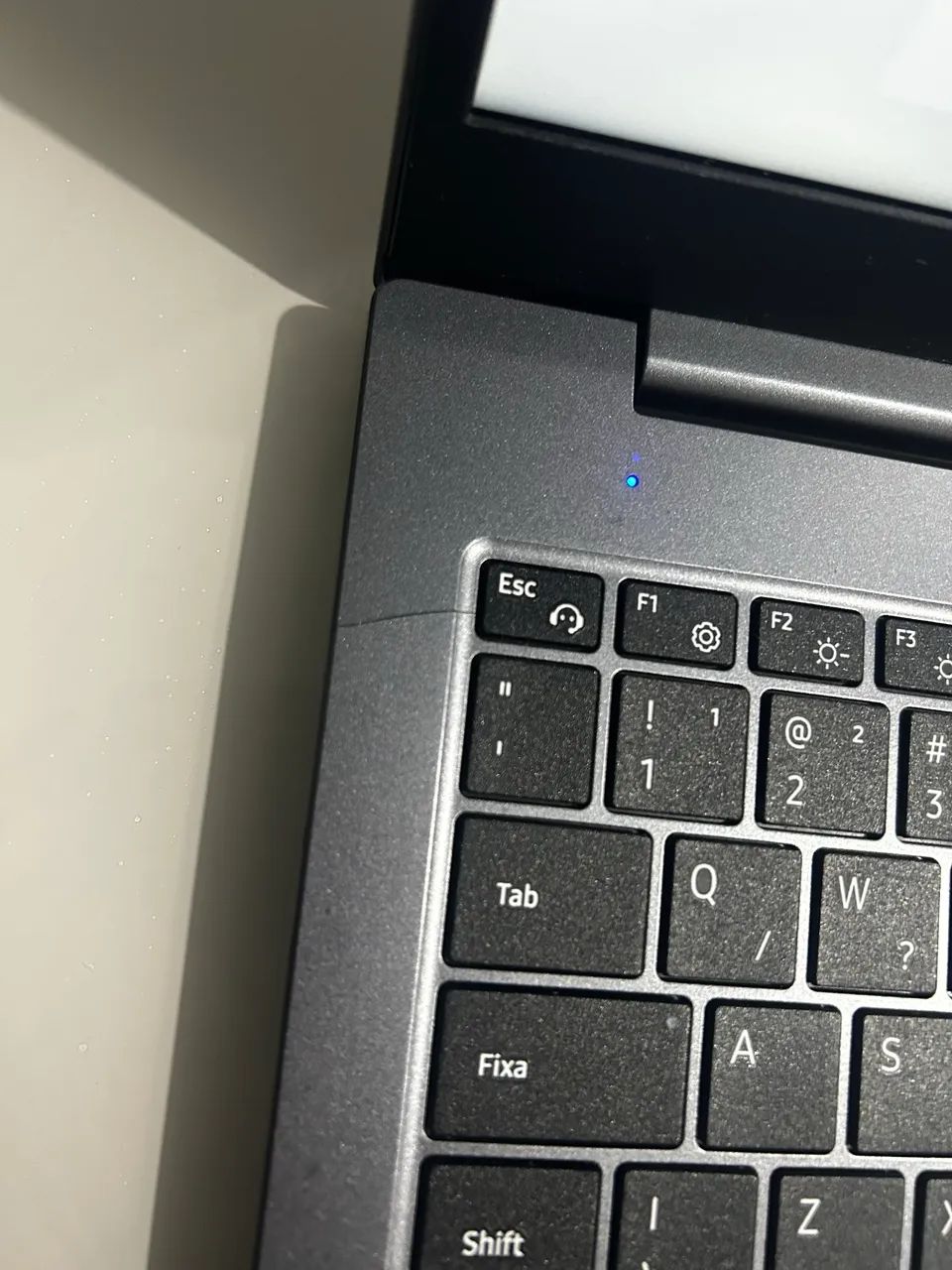 Vendo Notebook Samsung, Celeron 8gb ram - Foto 3