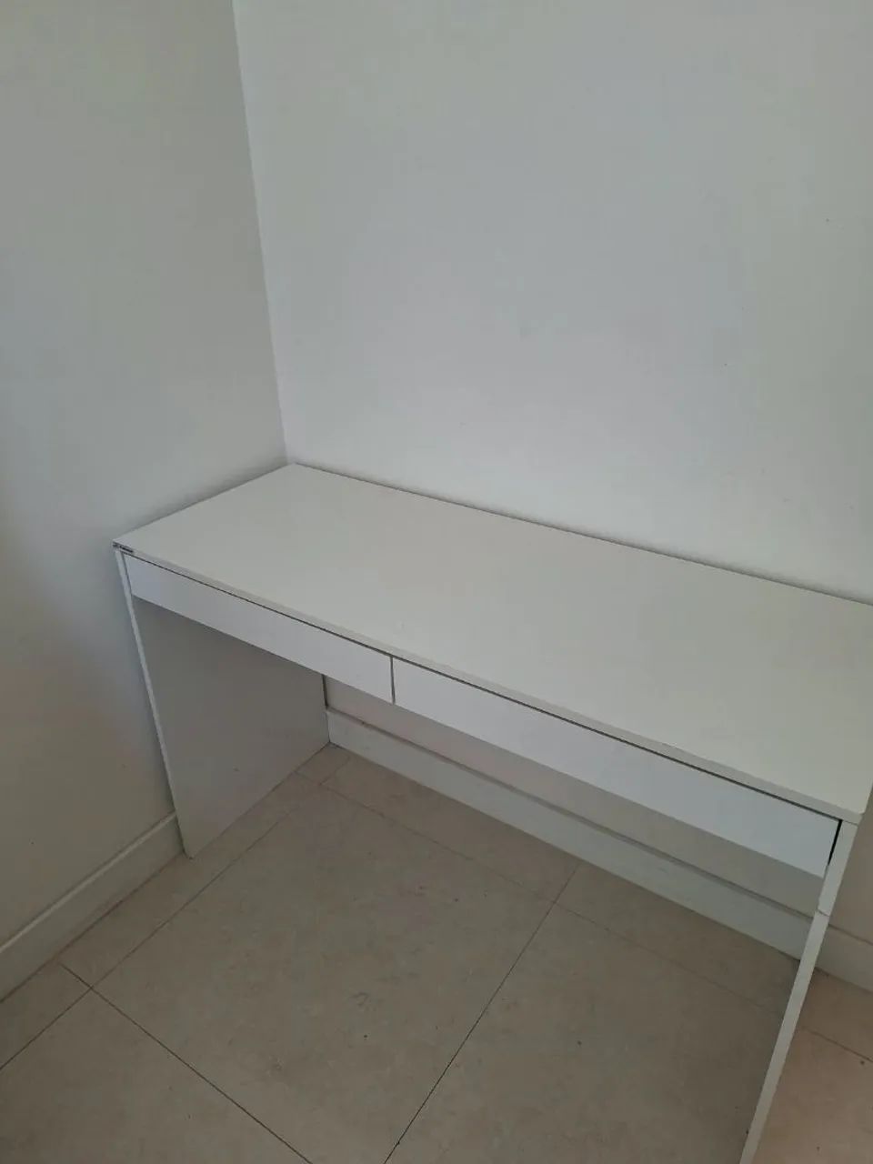 Mesa de estudo em bom estado ! - Foto 4