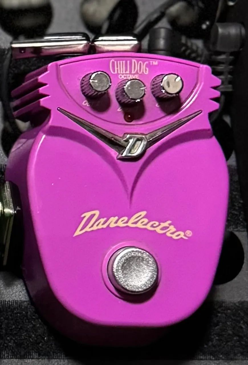 Pedal Danelectro DJ12 Chili Dog Octave - Instrumentos musicais
