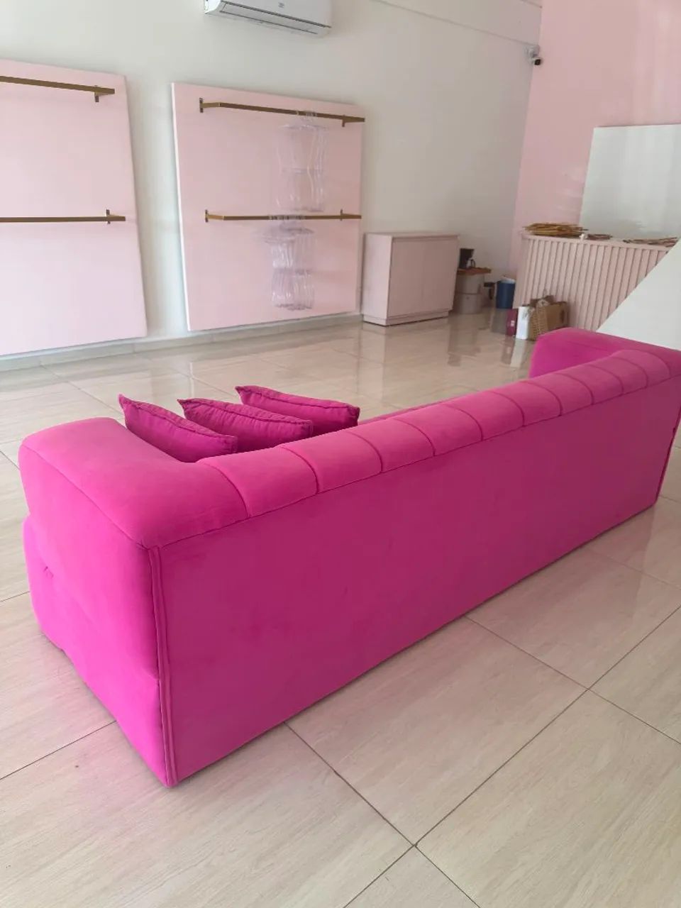 VENDE-SE SOFÁ NOVO  - Foto 2