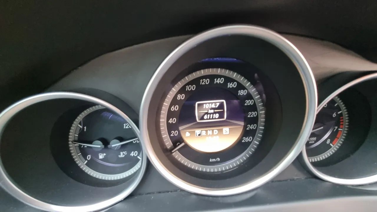 Mercedes-Benz C-180 CGI Classic 1.8 16V 156cv Aut. 2012