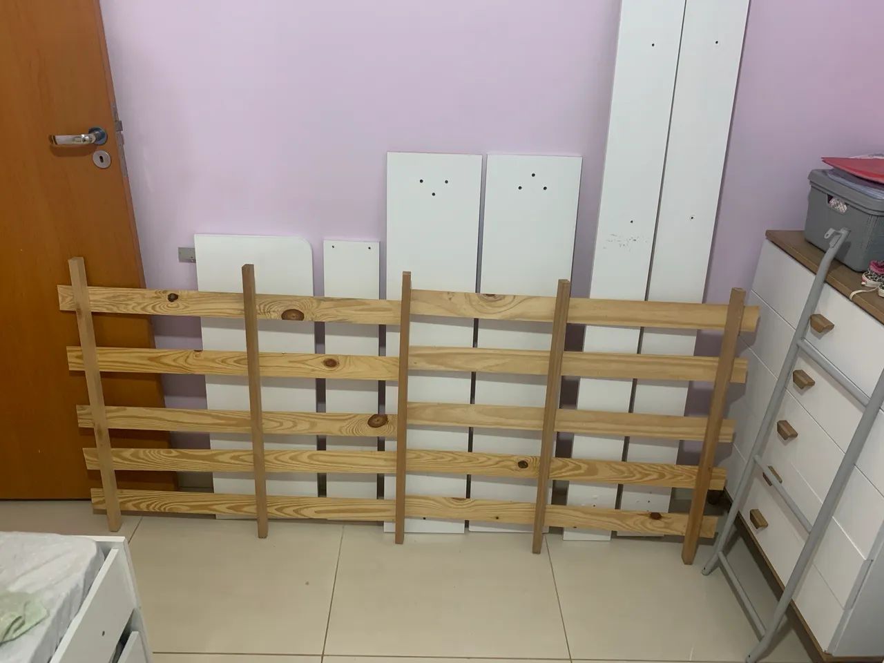 Beliche com cama auxiliar e armário  - Foto 2