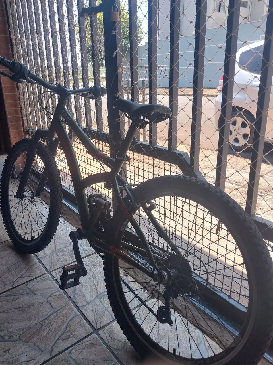 Bicicleta aro 24 - Foto 5