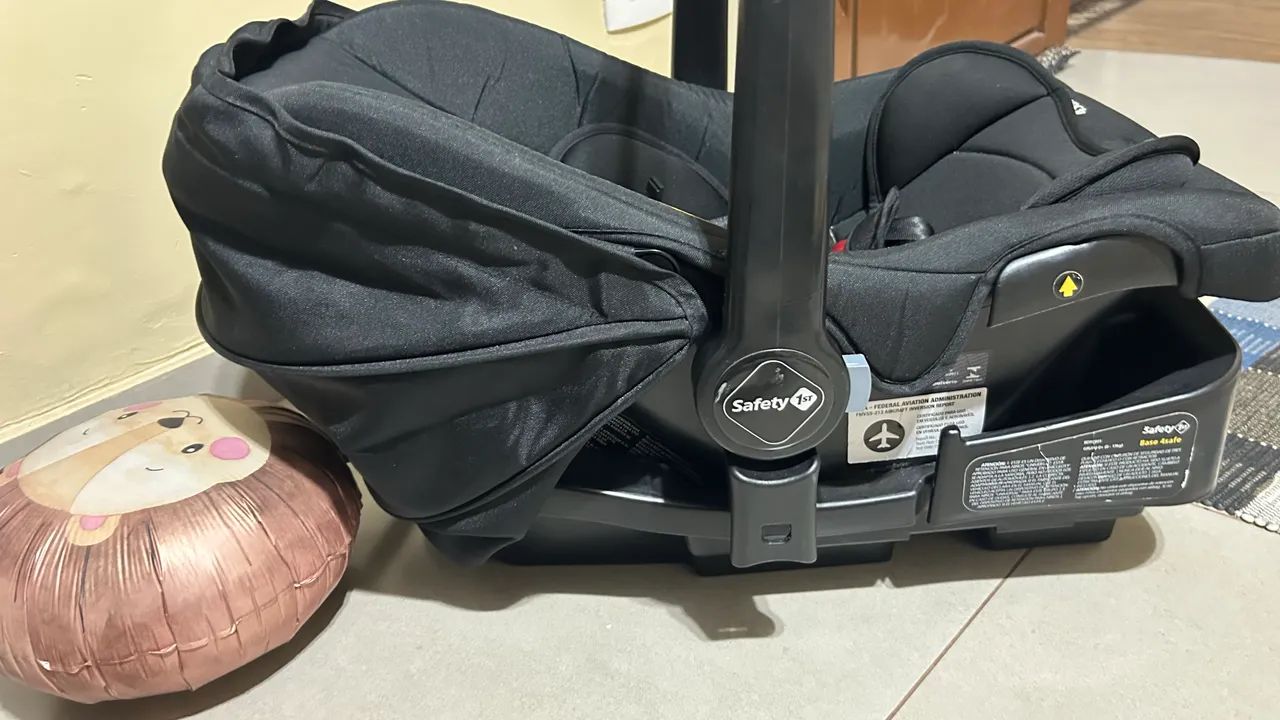 Vendo bebê conforto Safety 1st + base 4safe - Foto 2