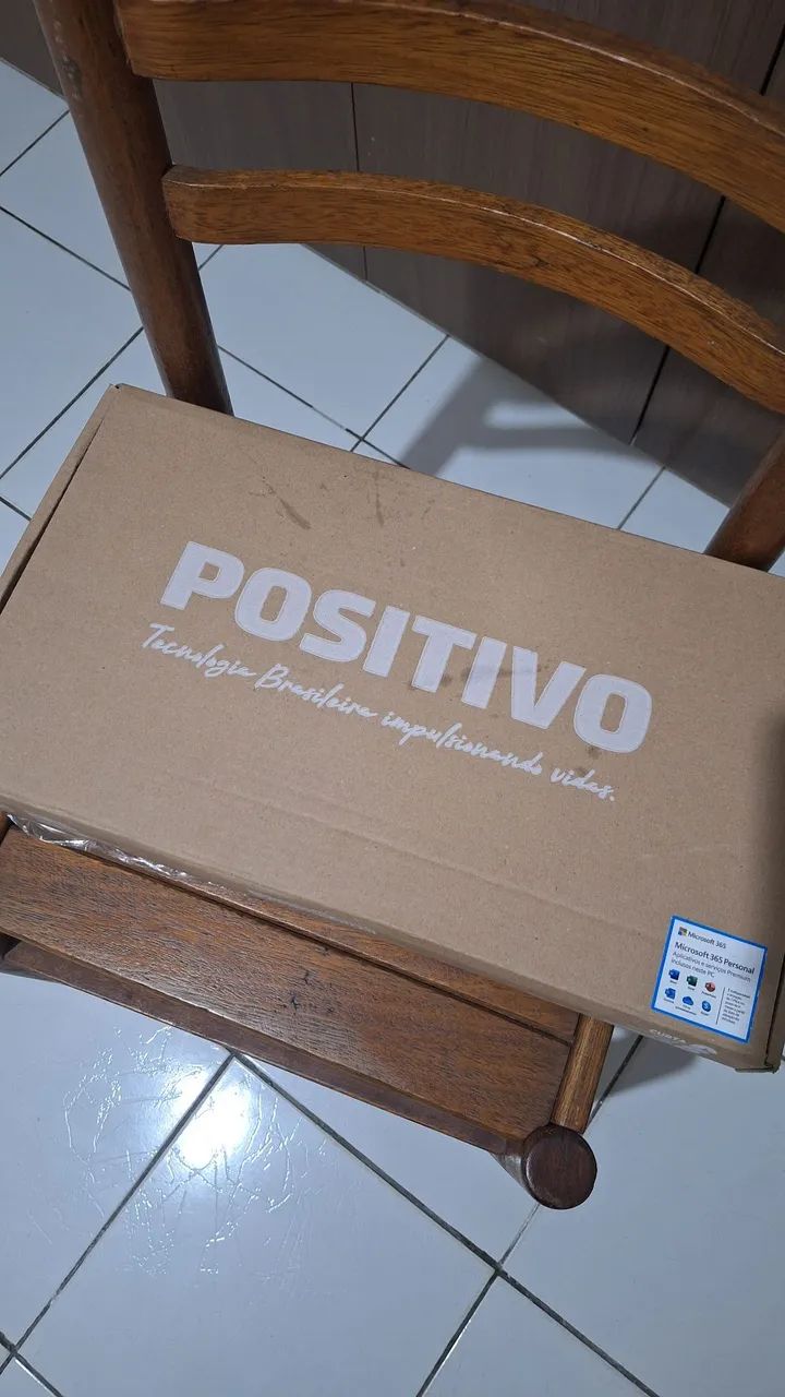 Vendo Notebook Positivo Zero na Caixa. - Foto 3