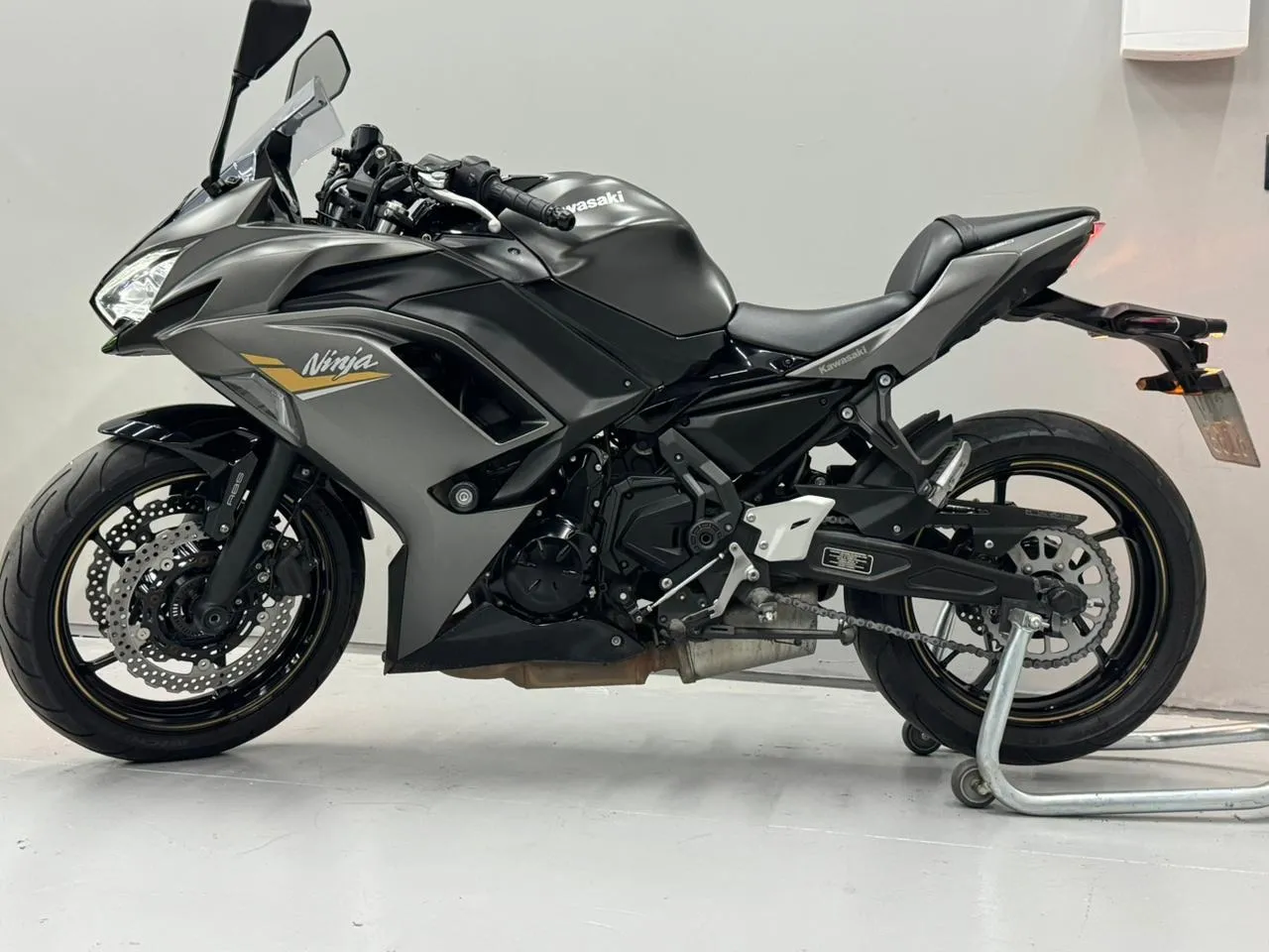 Kawasaki Ninja Zx-4r 2025 - 1507047659 | OLX