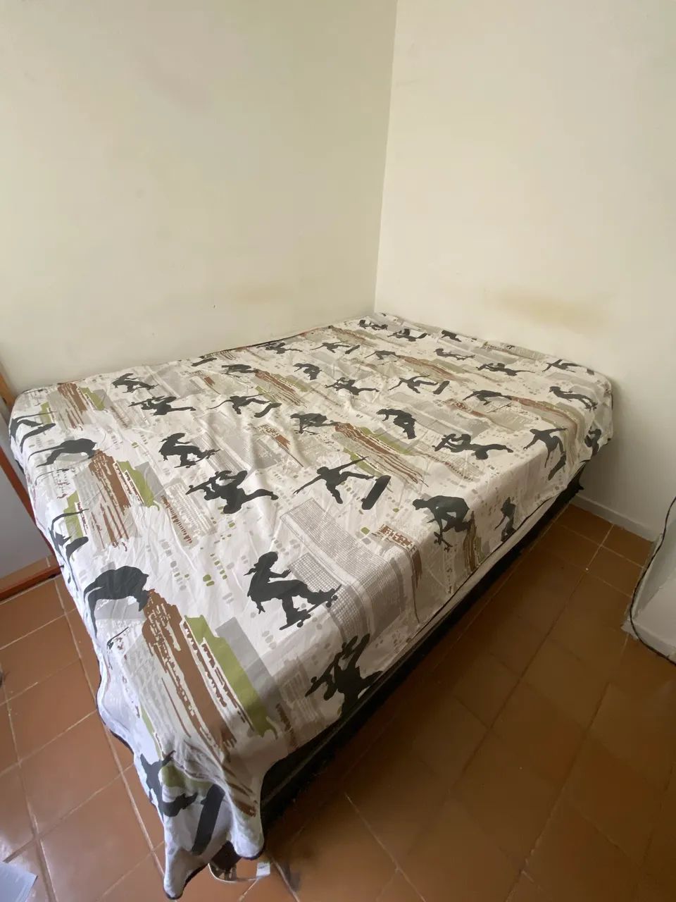 OPORTUNIDADE!! CAMA BOX COM COLCHÃO 