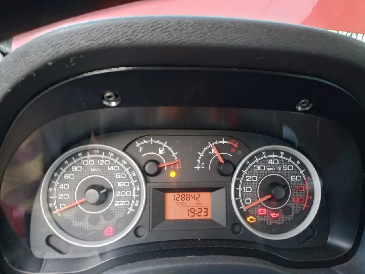 Fiat Idea Attractive 1.4 Fire Flex 8V 5P 2013 - Foto 3
