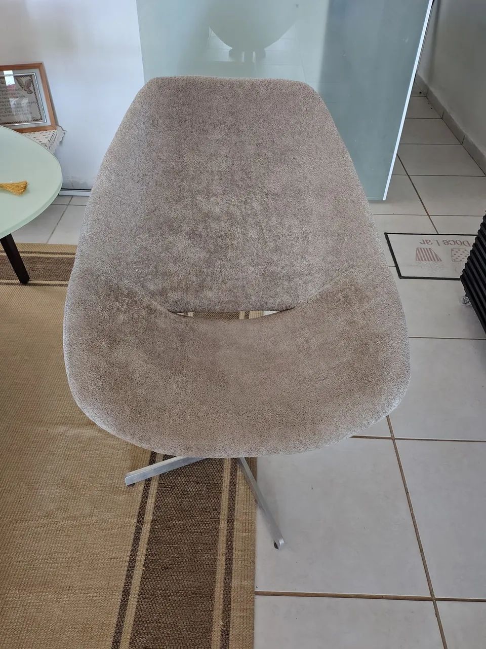 Duas Cadeiras Giratórias da Jacaúna - R$450,00 cada - Foto 2